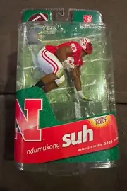 McFarlane NCAA Football Ndamukong Suh Figure Debut-Nebraska Cornhuskers 05-09