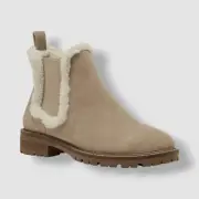 Steve Madden Women's Beige Leopold Faux Shearling Chelsea Booties Shoe Size 7
