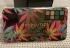 Revolution Forever Dynamic Chilled Eyeshadow Palette 8 Shades New Sealed