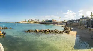 Sea View Apartments With Pool