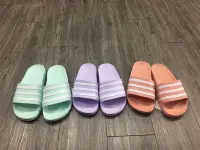 在飛比找Yahoo!奇摩拍賣優惠-實體店面Adidas女拖鞋粉色、湖水綠、紫色原價790特價6