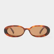 OUTTA LOVE | TOFFEE TORT LIGHT BROWN MONO POLARISED