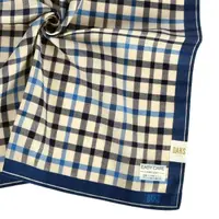 在飛比找momo購物網優惠-【DAKS】經典格紋撞色刺繡LOGO純綿帕巾(天空藍/深藍色