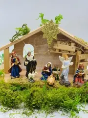 Christmas Nativity Scene 12pcs Set C Figures and Wood Manger Nacimiento Navide