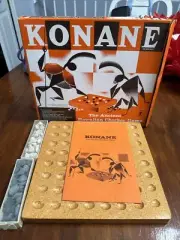 Rare Vintage Konane Ancient Hawaiian Checkers Game White & Black Rock Pieces