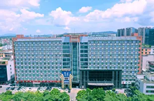 麗楓酒店(深圳龍崗大運中心吉祥地鐵站店)Lavande Hotel (Shenzhen Longgang Dayun Center Jixiang Metro Station)