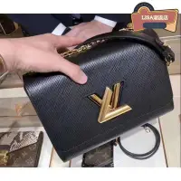 在飛比找Yahoo!奇摩拍賣優惠-LOUIS VUITTON LV TWIST MM 斜背包 