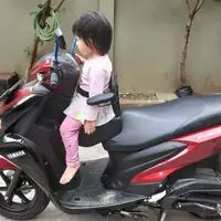 在飛比找蝦皮購物優惠-Freego 摩托車兒童安全帶有鐵靠背SEATBELT