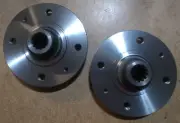 REAR WHEEL HUBS LEFT & RIGHT SET OF 2 VOLKSWAGEN T3 FASTBACK SQUAREBACK 1966-73 (for: Volkswagen)