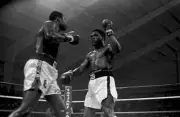 Trevor Berbick Tries To Block Larry Holmes Old Boxing Photo