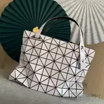 二手三宅一生 ISSEY MIYAKE BAOBAO CARTON系列寬版 8X10 手提包 單肩包 通勤包 米色