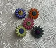 Daisy Smiley Face Flower Shank Buttons Assorted Colors (5) Sewing Crafts