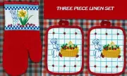 FS New 3 pc Pillsbury Doughboy OVEN MITT & 2 POTHOLDERS SET - red w strawberries