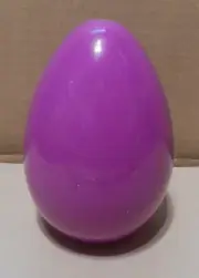 Big Easter Egg 5 1/2" x 3 3/4" Snap Together Purple Treat Container Med NIB 263K