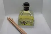 Crabtree & Evelyn Diffuser, 6.8OZ with 10 reeds. Iris scent