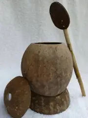 Coconut Shell Salt Container with Lid & Spoon Spices Pot Handmade Kitchen Tool