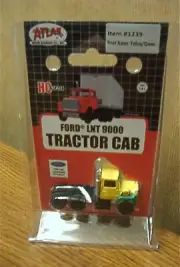 ATLAS HO Scl 1/87 Ford LNT 9000 Tractor Cab - Yellow/Green Item #1239