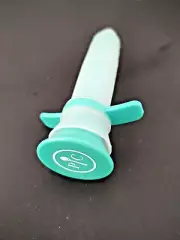 Pampered Chef #1458 Chocolate Drizzler Tool Silicone/Plastic Aqua/Teal Unused