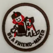 GIRL SCOUT BROWNIE BE A FRIEND - MAKER PATCH BADGE UNUSED