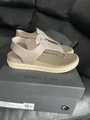 new Tony Bianco leather sandals size 37 (6.5)