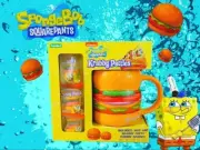 Nickelodeon - SpongeBob Squarepants - Krabby Patty Drinking Mug & Gummies
