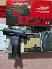 Snap-On NEW CT861MBK2 14.4V MicroLith Brushless Cordless Impact Wrench Kit NEW