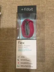 New in Box Fitbit Flex Wireless Wristband Tracker Bracelet