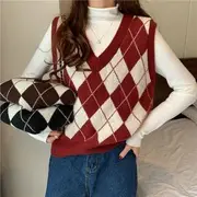 Argyle V-Neck Sweater Vest / Long-Sleeve Mock-Neck T-Shirt Vest - Coffee - One Size