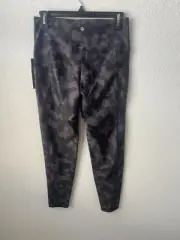 Bally total fitness camo black brown leggings Polyester spandex Size L