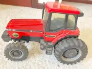 Case International 1/16 scale 7130 limited edition 1987