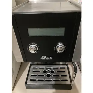 GEE 半自動義式咖啡機