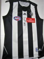 COLLINGWOOD-LEIGH MATTHEWS SIGNED COLLINGWOOD HOME JERSEY UNFRAMED + PHOTO PROOF