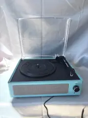 Retro-Style Bluetooth Turntable Record Player With Built-In Speakers & Clear Dus