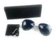 Prive Revaux -The Showstopper Aviator Polarized Sunglasses MtteSlvr/DkNvy w/case