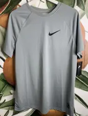 Nike Small Mens Swoosh Performance Logo Short Sleeve Tee Shirt Gray NWT