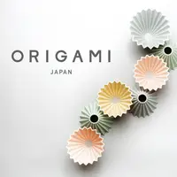 在飛比找樂天市場購物網優惠-【ORIGAMI】陶瓷摺紙濾杯Ｓ/Ｍ 無杯座（霧色）日本製錐