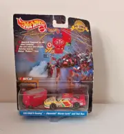 1999 Hot Wheels Pit Crew Hendrick Motorsports numb5 Chevy Monte Carlo &Tool Box