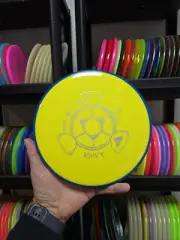 Axiom Mvp Discs Neutron Envy 171g #5 Disc Golf Putter approach