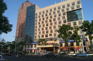 樂高商旅酒店(宜昌東站旗艦店) Log Hotel (Yichang East Station Flagship)