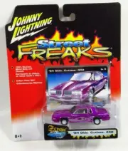 Johnny Lightning Scrapin '84 Olds Cutlass 442 Lowrider White Lightning CHASE