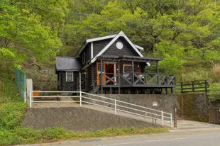 松川湖家庭旅館Lakeside Log House In Izu