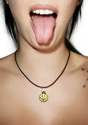 [Rad + Refined] Smiley Face Choker