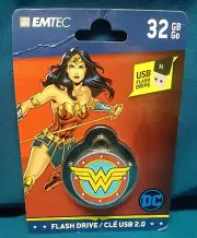 32GB USB flash drive Wonder Woman DC Comics by EMTEC, NEW SEALED