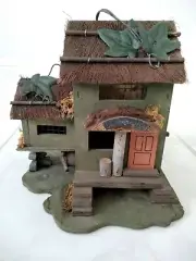 Bed & Breakfast Hanging Birdhouse Nest Outdoor Garden Decor