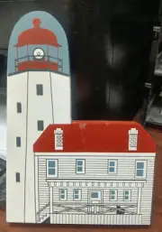 CATS MEOW SANDY HOOK LIGHTHOUSE LIGHTHOUSE SERIES (Signed 1993, Retired) NEW