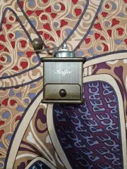 Vtg Zassenhaus Wooden Hand Crank Coffee Mill Grinder 1950's.