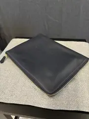 Mark&Graham Commute Clutch Organizer - NWOT