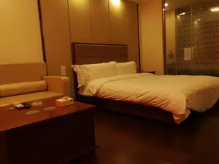 東戴河豪斯海景酒店公寓綏中佳兆業店Huludao Big House Hotel
