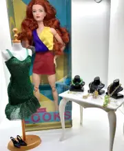 Barbie Looks Doll Long Curly Red Hair Posable/Articulated BONUS OUTFIT&JEWELRY