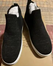Steve Madden Girls Black w/ Sparkles Casual Fashion Sneakers Shoes - Size 2 New